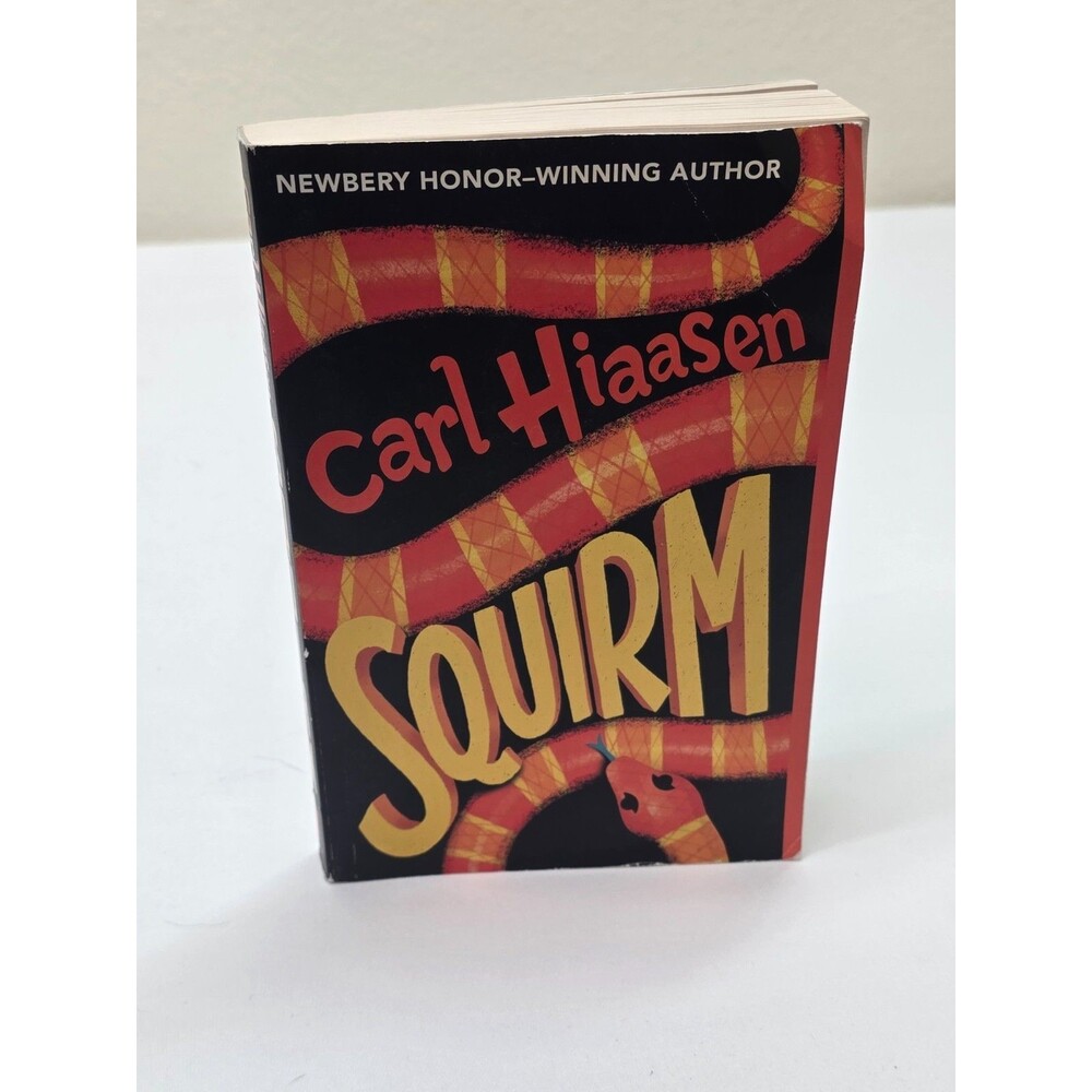 Squirm by Carl Hiaasen - Paperback - Newbery Honor Author - Fast Shipping